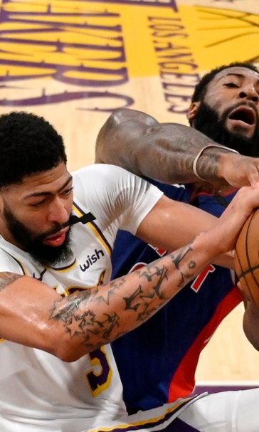 Swat team: Lakers block 20 shots, hold off Pistons 106-99